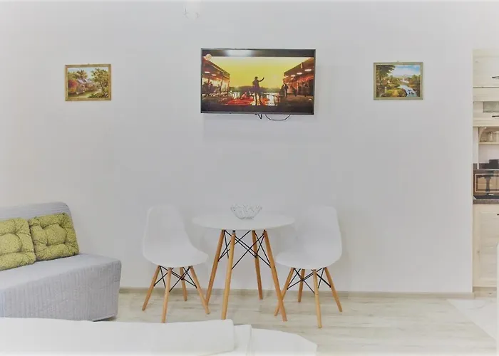 Eli Tomis Mamaia Nord - * Năvodari