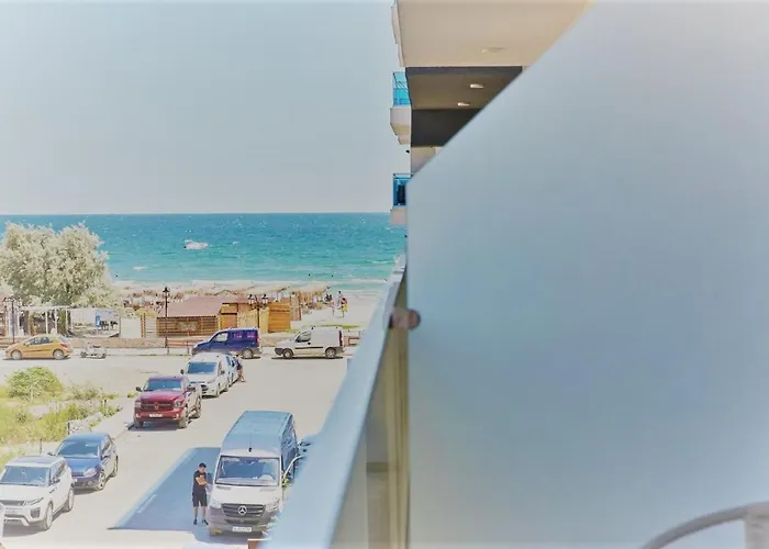 Eli Tomis Mamaia Nord - Apartamento *